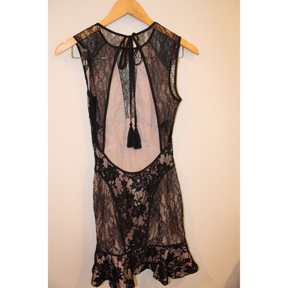 The Jet Set Diaries size xsmall black lace with nude lining mini dress - Picture 6 of 11